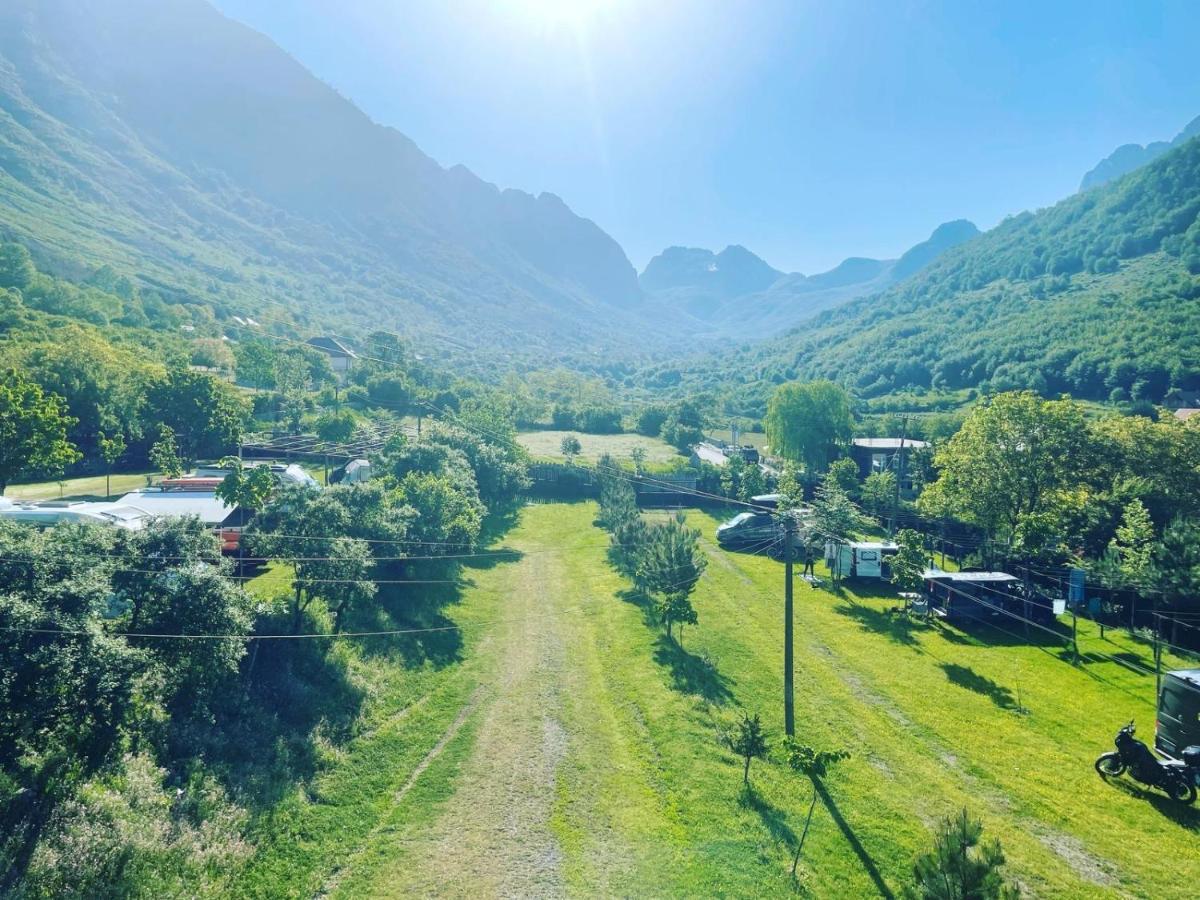 Boga Alpine Resort Extérieur photo